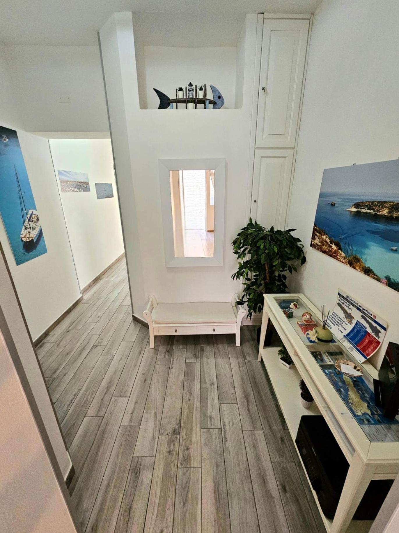 Perla Del Sud - Guest House ランペドゥーザ エクステリア 写真
