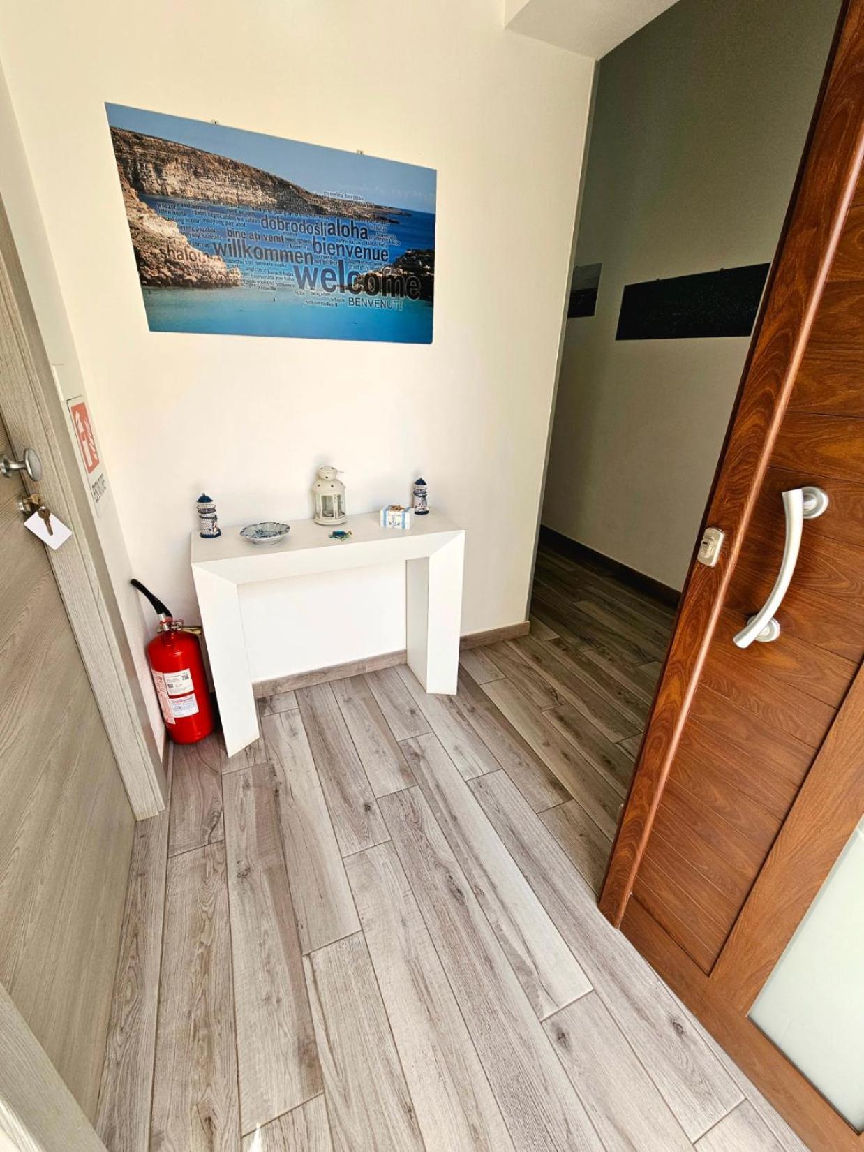 Perla Del Sud - Guest House ランペドゥーザ エクステリア 写真