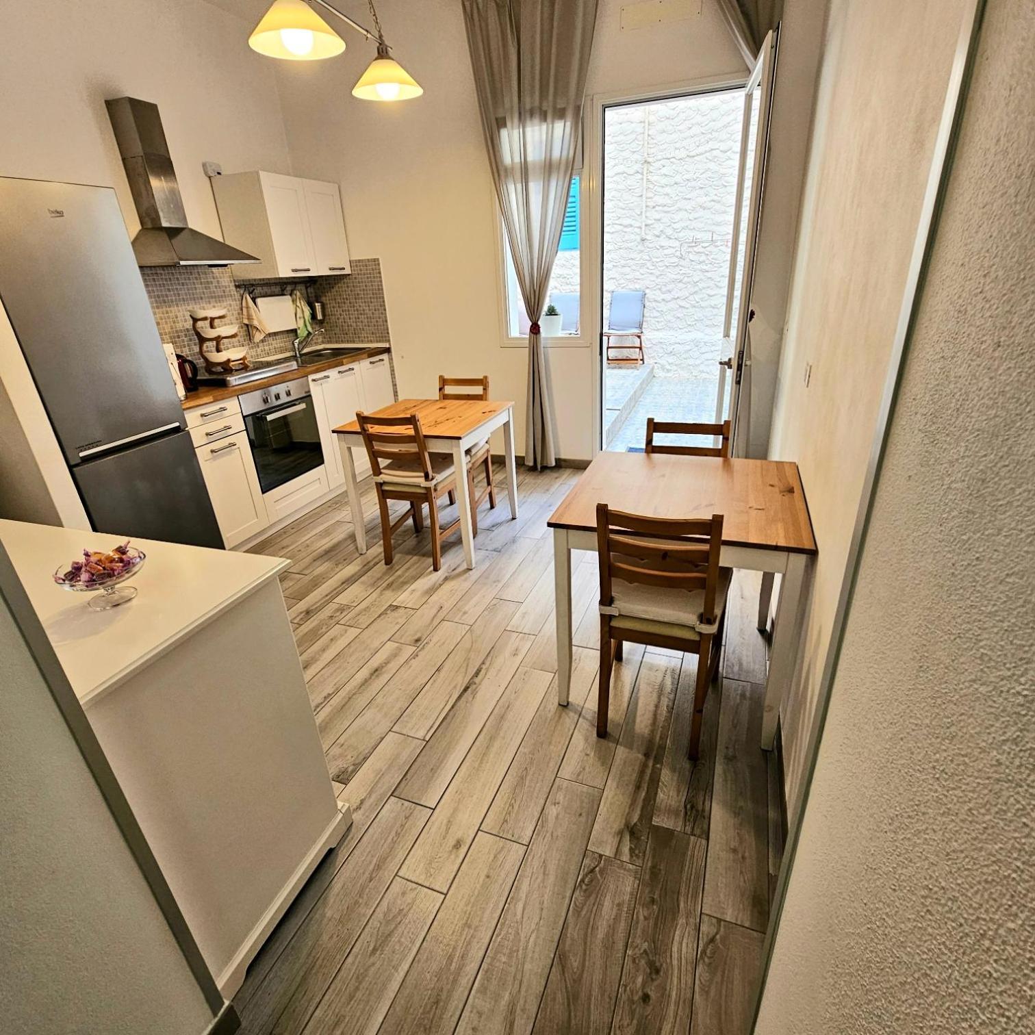 Perla Del Sud - Guest House ランペドゥーザ エクステリア 写真